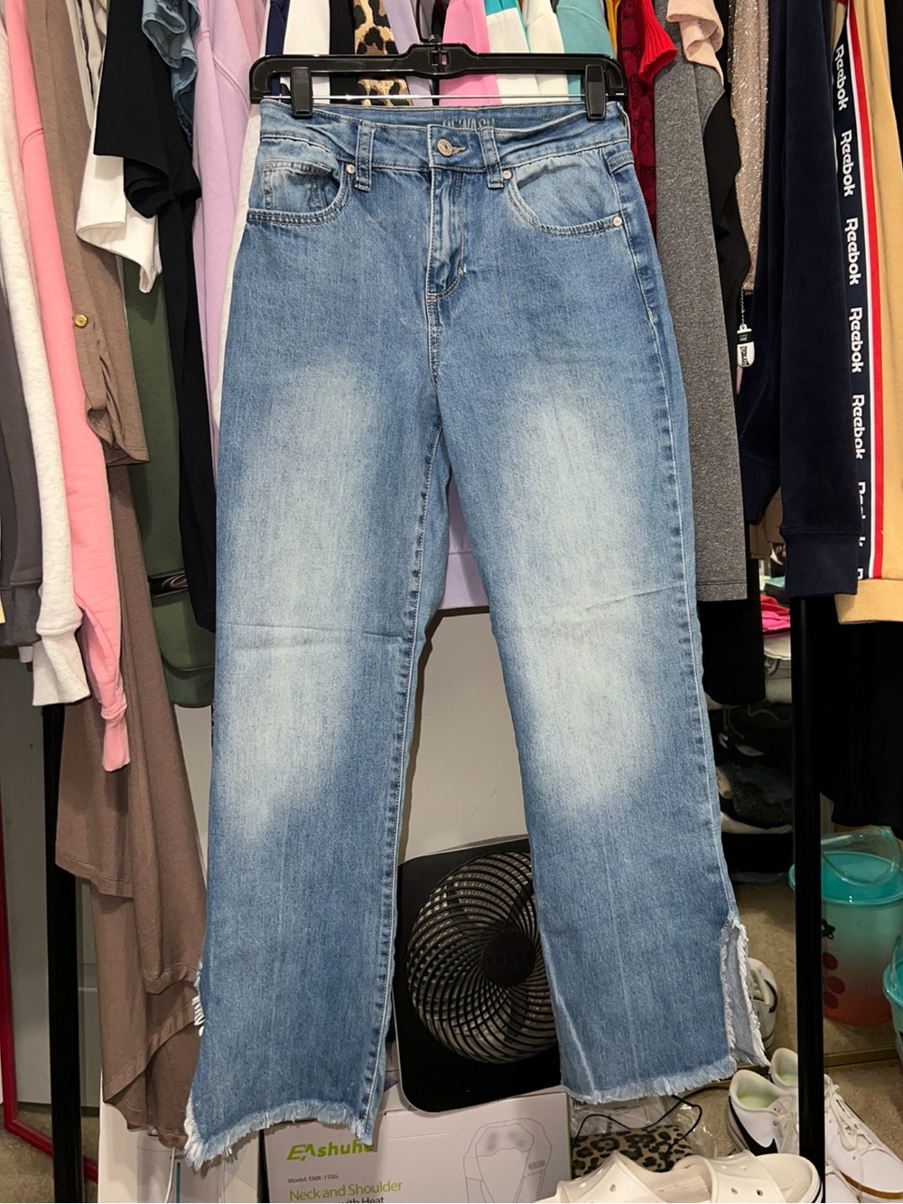 Rewash Medium Blue Straight-Leg Jeans with Frayed Hem